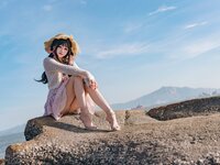 [Cosplay] 咬一口兔娘 邻家小妹
