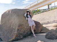 [Cosplay] 咬一口兔娘 邻家小妹