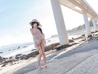 [Cosplay] 咬一口兔娘 邻家小妹