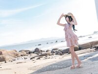 [Cosplay] 咬一口兔娘 邻家小妹