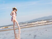 [Cosplay] 咬一口兔娘 邻家小妹