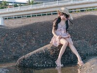 [Cosplay] 咬一口兔娘 邻家小妹