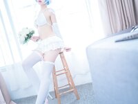 [Cosplay] 猫君君MaoJun 蕾姆内衣花嫁