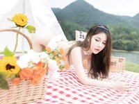 [Cosplay] 鱼子酱 长湖畔野餐写真