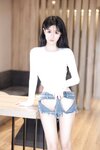 [Cosplay] 谢小蒽 幼幼 白衣牛仔裤