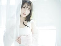 [Photobook] 紅羽りお デジタル写真集 ふれたくなる？ (Wunder Publishing House)