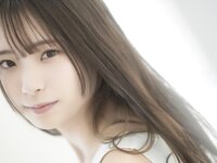 [Photobook] 紅羽りお デジタル写真集 ふれたくなる？ (Wunder Publishing House)