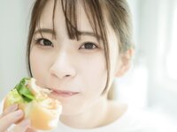 [Photobook] 紅羽りお デジタル写真集 ふれたくなる？ (Wunder Publishing House)
