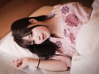 [Photobook] Mai Shirota 白田まい 白田まいと、貸切温泉と、濃厚接触