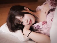 [Photobook] Mai Shirota 白田まい 白田まいと、貸切温泉と、濃厚接触