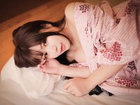 [Photobook] Mai Shirota 白田まい 白田まいと、貸切温泉と、濃厚接触