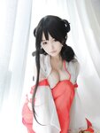 Coser@小仓千代w - No.10 - 有点不对劲的巫女