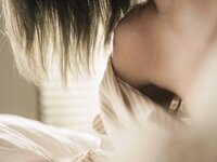 [Photobook] 美東澪 写真集 濡肌 (Wunder Publishing House)