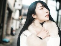 [Photobook] 百瀬菜月 写真集 熱情夜 (Wunder Publishing House)