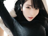 [Photobook] 百瀬菜月 写真集 熱情夜 (Wunder Publishing House)
