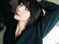 [Photobook] 百瀬菜月 写真集 熱情夜 (Wunder Publishing House)