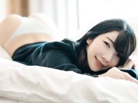 [Photobook] 百瀬菜月 写真集 熱情夜 (Wunder Publishing House)