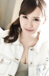 [Photobook] 上原志織 写真集 誘惑美容室