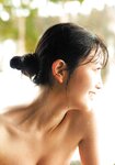 [Photobook] Shiori Kubo 久保史緒里 - 1st Photobook Intersection 交差点 (HQ Scan)