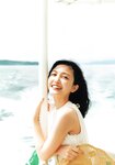[Photobook] Shiori Kubo 久保史緒里 - 1st Photobook Intersection 交差点 (HQ Scan)