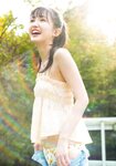 [Photobook] Shiori Kubo 久保史緒里 - 1st Photobook Intersection 交差点 (HQ Scan)