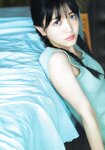 [Photobook] Shiori Kubo 久保史緒里 - 1st Photobook Intersection 交差点 (HQ Scan)