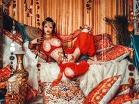 [Cosplay] 钛合金TiTi – 塞上红鸾异域风情