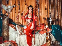 [Cosplay] 钛合金TiTi – 塞上红鸾异域风情