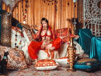 [Cosplay] 钛合金TiTi – 塞上红鸾异域风情