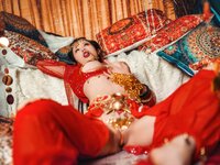[Cosplay] 钛合金TiTi – 塞上红鸾异域风情