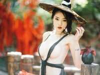 [Cosplay] 钛合金TiTi – 山间