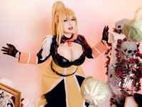 [Cosplay] Uy Uy - Darkness