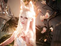 [Cosplay] 铁板烧鬼舞w 白金