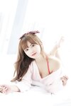 [Cosplay] 张思允 粉色毛衣