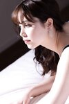 [Photobook] ミッシェル愛美 写真集「奇跡の雫」