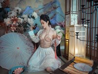 [Cosplay] 钛合金TiTi – 霜花店