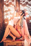 [Cosplay] 钛合金TiTi – 潘金莲