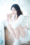 [Cosplay] 年年 – 爱吃棒棒糖的少女