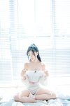 [Cosplay] 年年 – 爱吃棒棒糖的少女