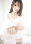[Photobook] 2023.07.27 ふれたくなる？紅羽りお Kindle限定写真集 (wunder_publishing_house)