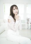 [Photobook] 2023.07.27 ふれたくなる？紅羽りお Kindle限定写真集 (wunder_publishing_house)