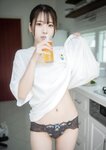 [Photobook] 2023.07.27 ふれたくなる？紅羽りお Kindle限定写真集 (wunder_publishing_house)
