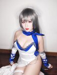 [Cosplay] 柘烟 Zuken 路易九世礼服自拍