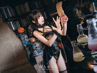 [Cosplay] 咬一口兔娘 兔兔班车 万圣小恶魔