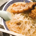 [Twitter] いくみ – (193iKkyu3) (10.11.2022) [2476P116V-1.04GB]