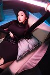 [Cosplay] 王馨瑶 黑色紧身吊带袜