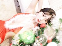 [SAINT Photolife] Yuna (유나) - Vol.24 Merry Yuna’s Xmas