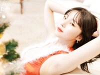 [SAINT Photolife] Yuna (유나) - Vol.24 Merry Yuna’s Xmas