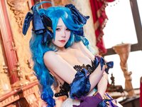 [Cosplay] Yaokoututu 咬一口兔娘ovo - Bunny Shuttle Gwen 兔兔班车 格温