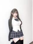 [Cosplay] 蜜桃少女是依酱呀 学姐的日常